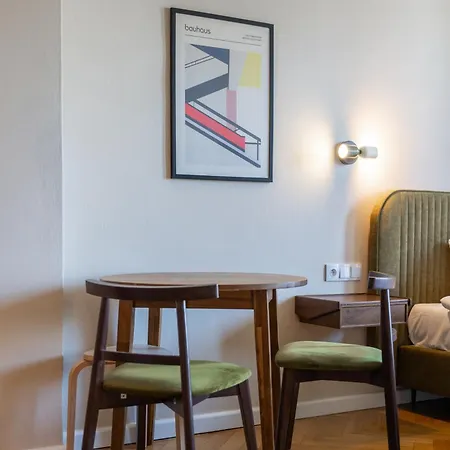 아파트 Concierge Mazowiecka